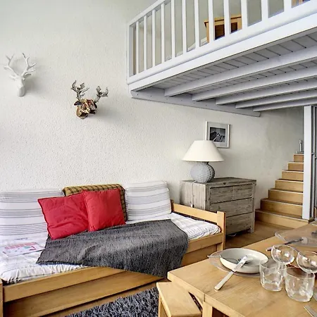 Apartment Duplex Moderne Avec Balcon, Aux Pieds - Fr-1-344-814 *
